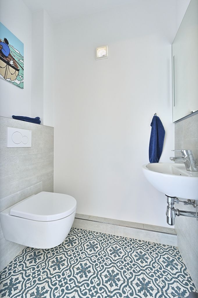 WC EG 31